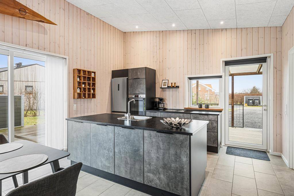 Familienfreundliches Ferienhaus in Bork Havn mit Sauna & Whirlpool in Bork Havn, Ringkøbing Fjord