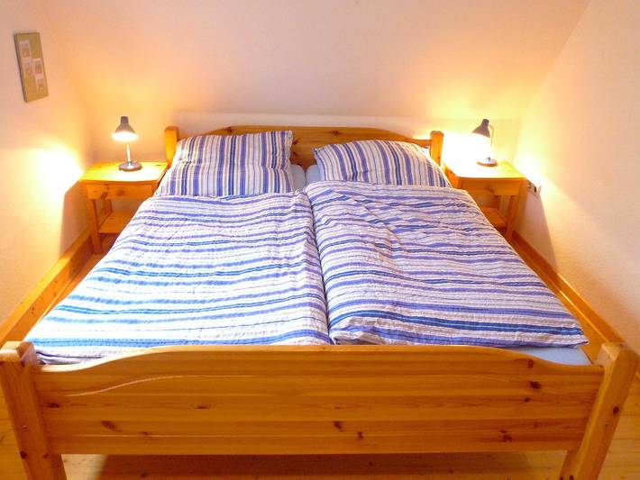 Ferienhaus für 6 Personen, mit Terrasse und Garten in Norden - 3