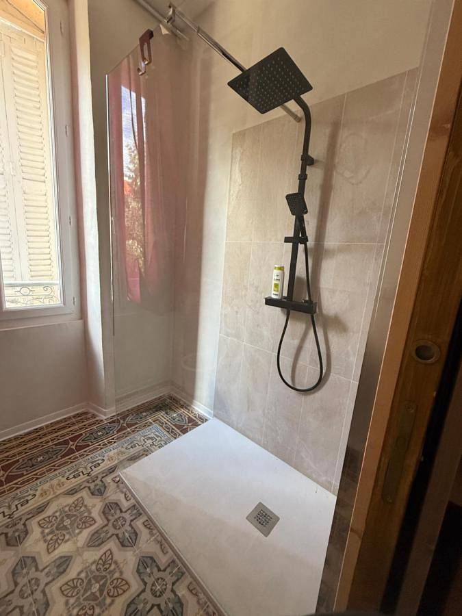 Gîte pour 3 personnes, avec terrasse et vue, animaux acceptés à Évisa - 4