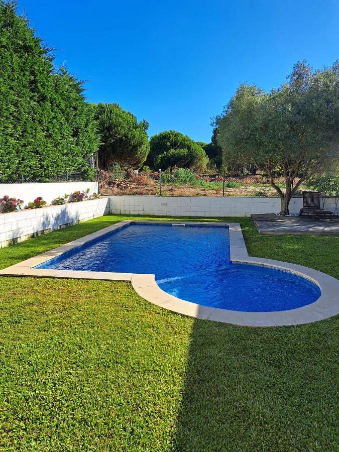 Casa rural para 6 personas, con piscina para niños y jardín además de vistas y piscina en Costa da Caparica - 3