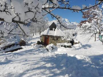 Location de vacances pour 2 personnes, avec jardin et vue, animaux acceptés à Arcizans-Dessus