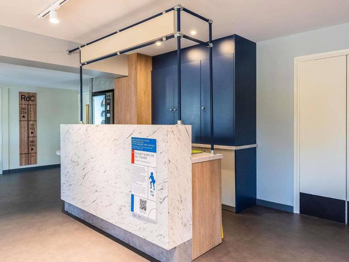 Hôtel pour 3 personnes, avec terrasse et jardin à Limas - 4