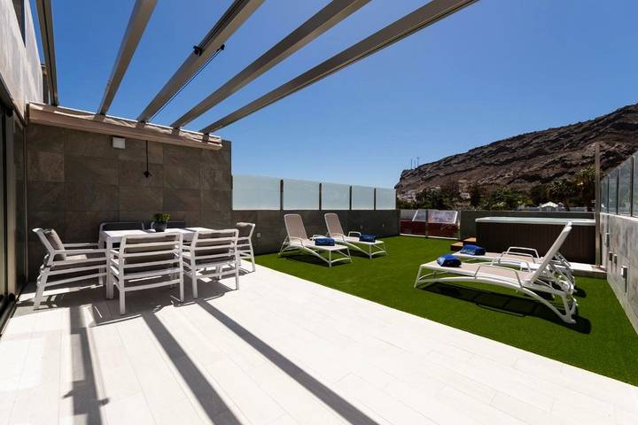 Ferienhaus für 2 Personen, mit Whirlpool und Terrasse sowie Pool und Kinderpool - 1