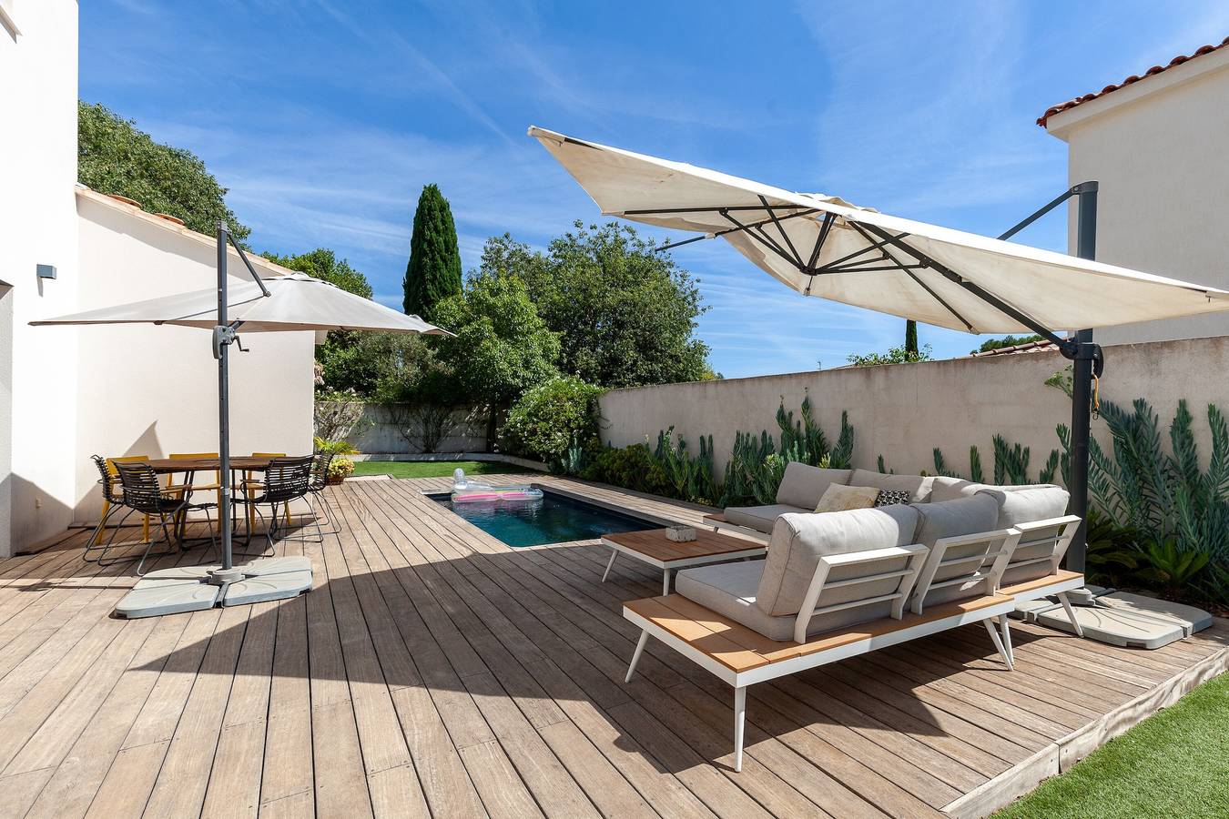 Villa 'Avec Piscine À Marseille' with Private Pool, Wi-Fi and Air Conditioning in Marseille, Mediterranean Coast (France)