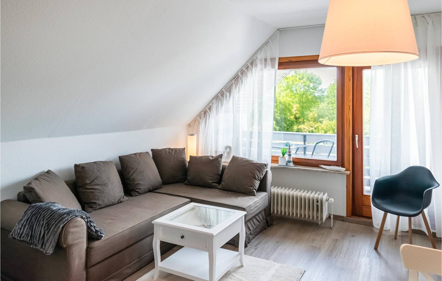 Ganze Ferienwohnung, Gemütliche Wohnung mit Parkplatz, Terrasse und Internet in Schwackendorf, Hasselberg
