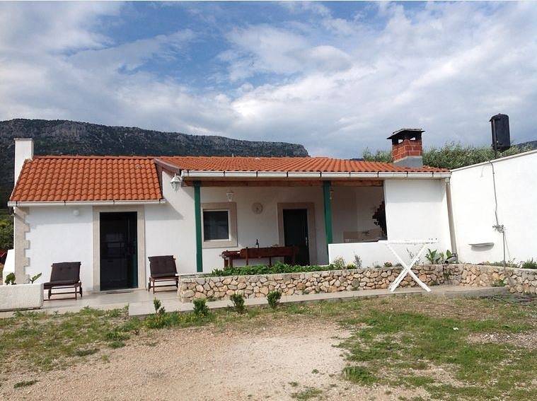 Ferienhaus in Bol mit Meerblick, Terrasse, Klimaanlage, W-Lan (3543-1) in Bol, Brac