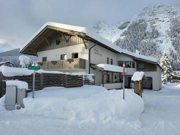 Ferienwohnung für 3 Personen, mit Garten und Balkon, mit Haustier in Leutasch