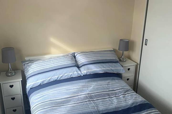 Bungalow for 4 people, with sauna and garden in Kent