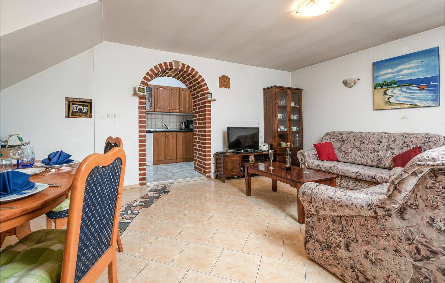 Gemütliche 2-Zimmer-Wohnung mit WLAN, Klimaanlage und Terrasse in Marčana, Südküste Istrien