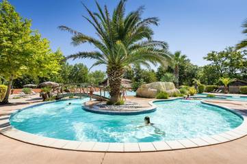 Gîte pour 5 personnes, avec piscine à Aureilhan