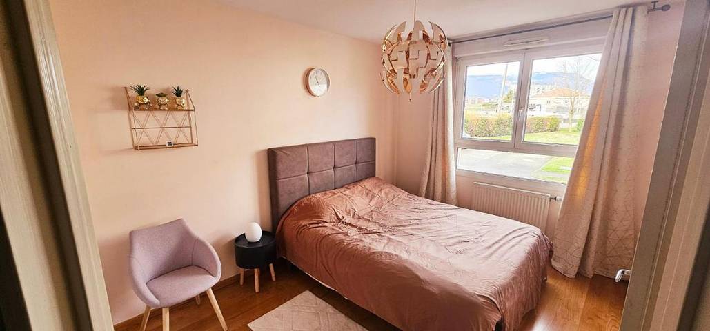 Gîte pour 4 personnes, avec terrasse à Eybens - 3