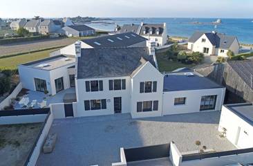 Location de vacances pour 11 personnes, avec terrasse et jacuzzi dans Plage du Ruguel