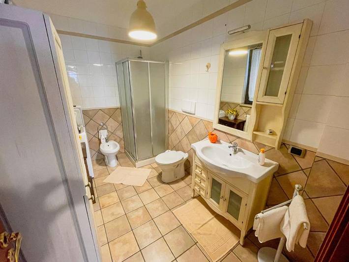 Gîte pour 5 personnes, avec balcon et jardin à Noicàttaro - 4