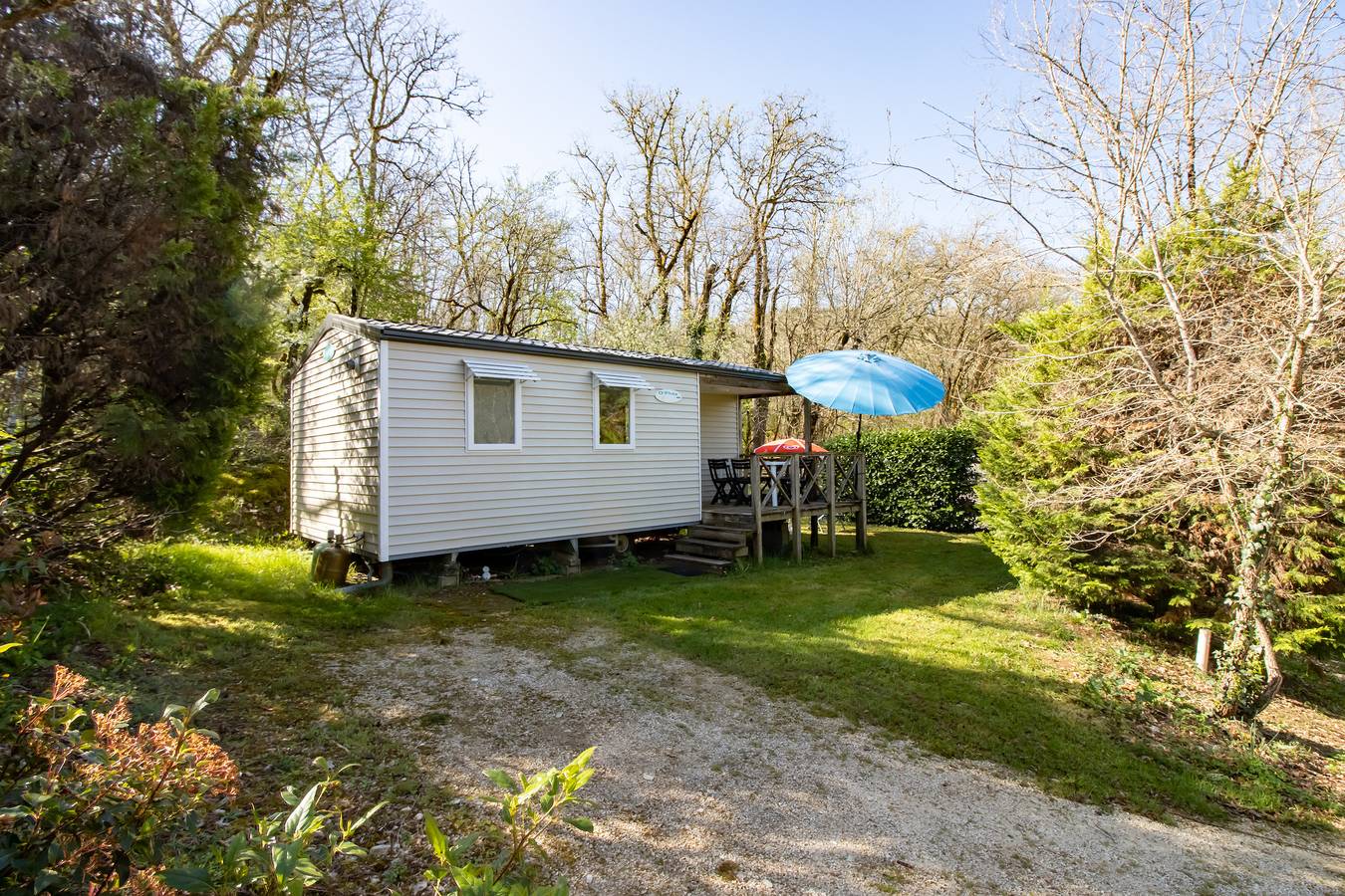 Camping pour 6 Personnes dans Bouzic, Périgord Noir