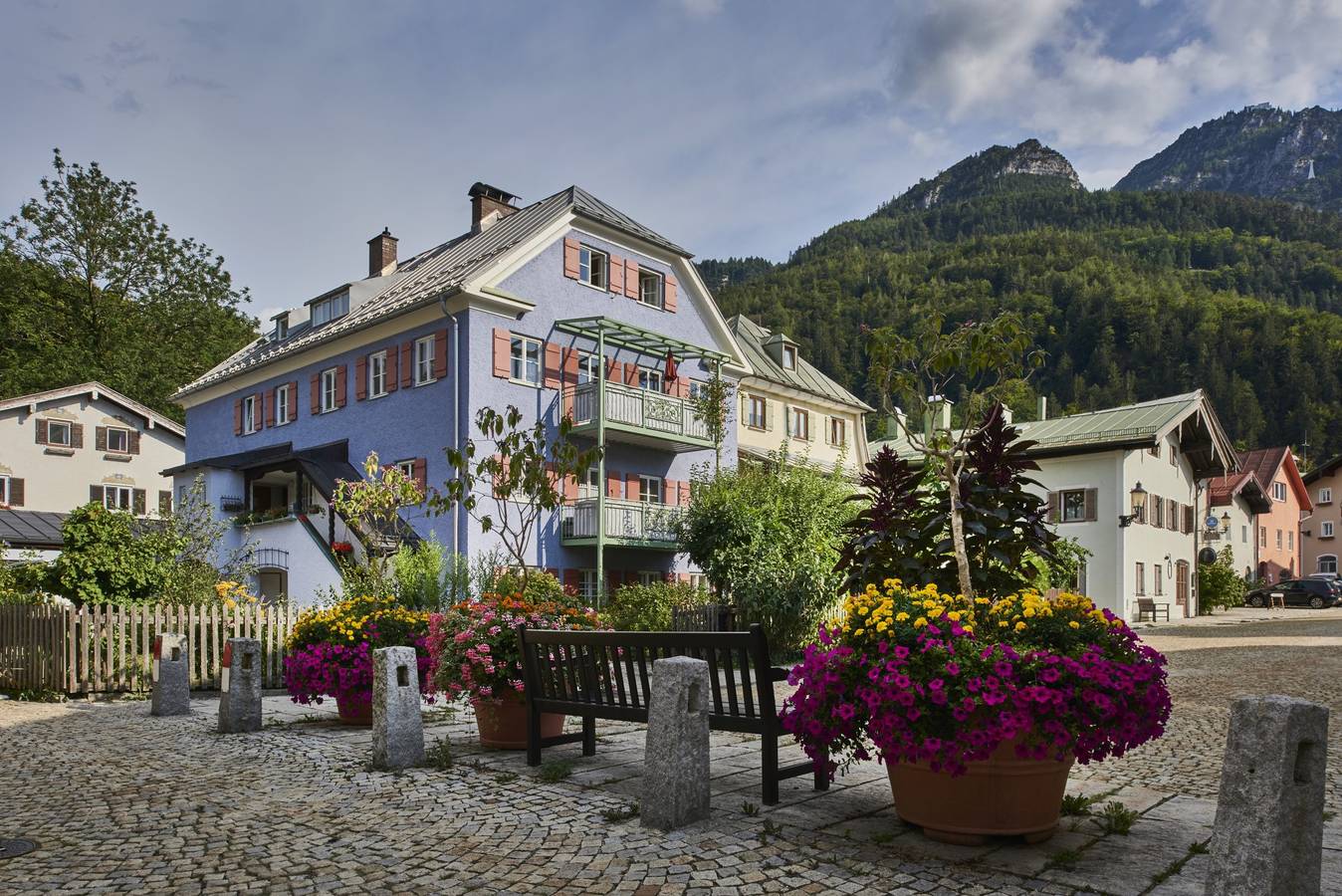 Ganze Ferienwohnung, Fewo am Florianiplatz mit Terrasse - Ferienwohnung am Florianiplatz mit 56 qm, Terrasse, 1 Schlafzimmer in Bad Reichenhall, Berchtesgadener Alpen