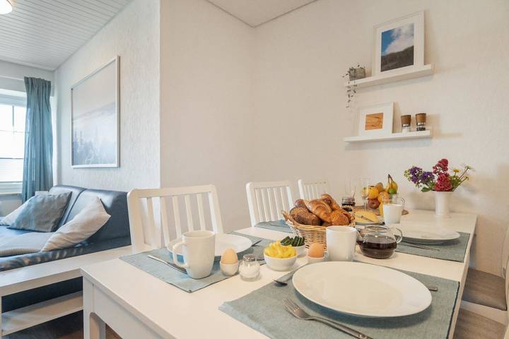 Ferienwohnung für 4 Personen, mit Ausblick und Garten, mit Haustier in Albertsdorf