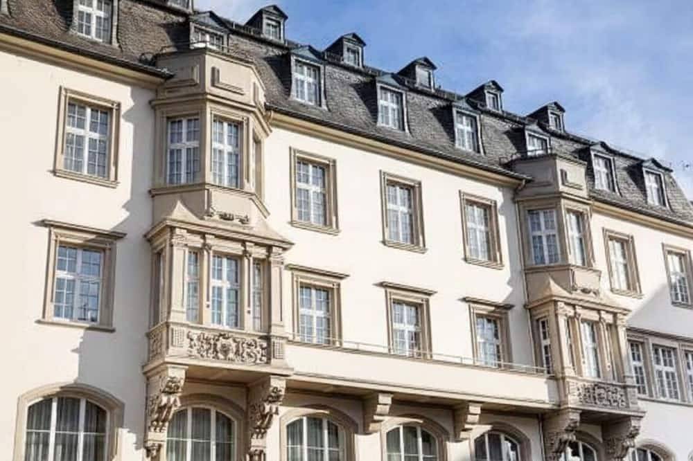 Modern Room Just Steps from Bonn’s Top Attractions – Ideal for Urban Explorers! in Bonn, Rhineland