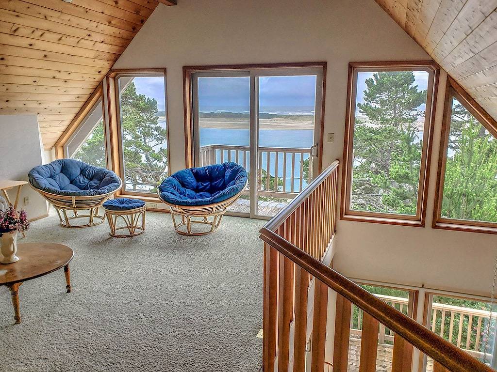 Affordable home with gorgeous bay and ocean views! in Netarts, Tillamook County