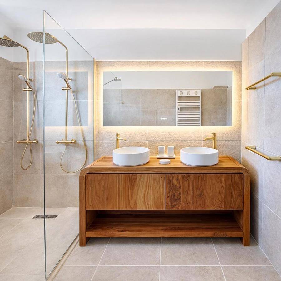 Entre Nice et Monaco grande Villa avec piscine privée 12 personnes in Drap, Côte méditerranéenne (France)