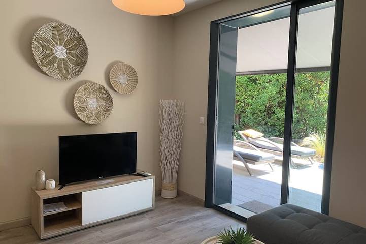 Gîte pour 4 personnes, avec jacuzzi à Cuges-les-Pins - 4
