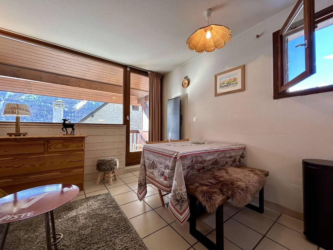 Apartamento entero, Luminoso apartamento de 2 piezas en Monêtier-les-Bains, cerca de pistas, con parking in Le Monêtier-les-Bains, Serre Chevalier