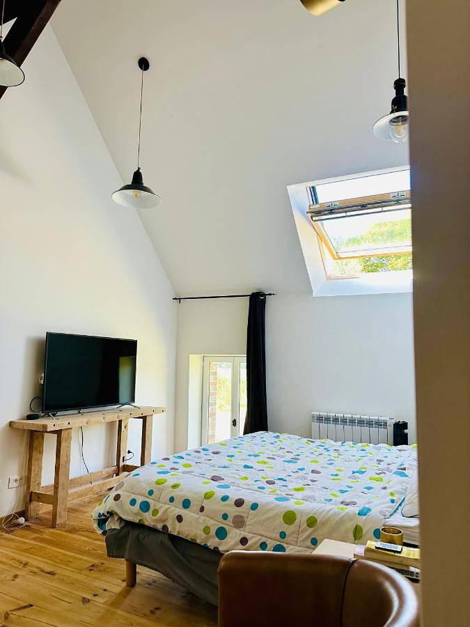 Location de vacances pour 10 personnes, avec piscine ainsi que jardin et vue à Nargis (actrice) - 3