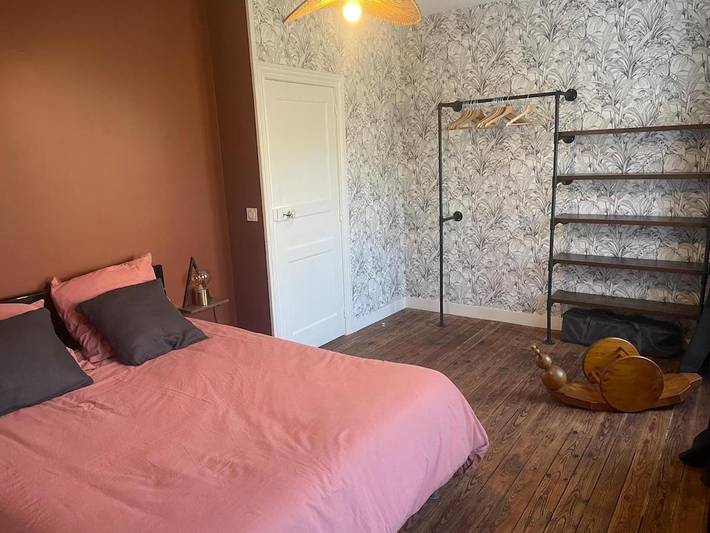 Location de vacances pour 6 personnes, avec terrasse et jardin à Villedieu-les-Poêles - 2