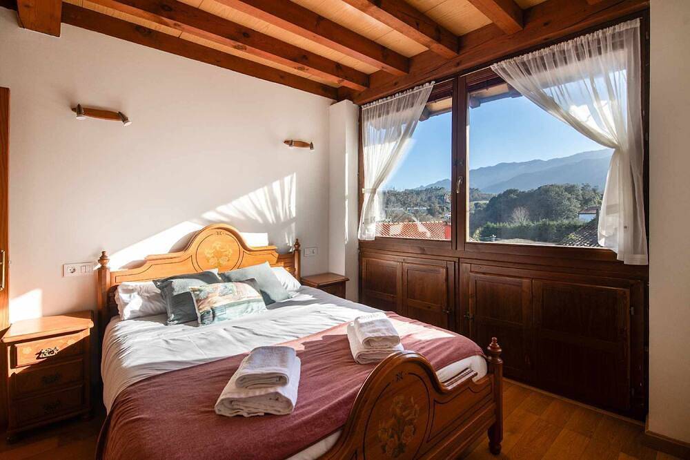 Casa la Encina de Pancar in Pancar (Asturias), Llanes