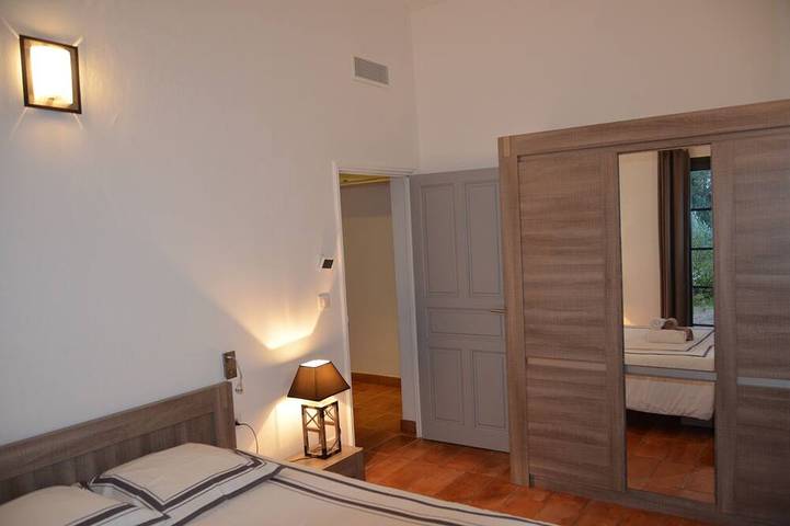 Location de vacances pour 10 personnes, avec jardin dans Office de Tourisme Porto Vecchio Sud Corse - 2