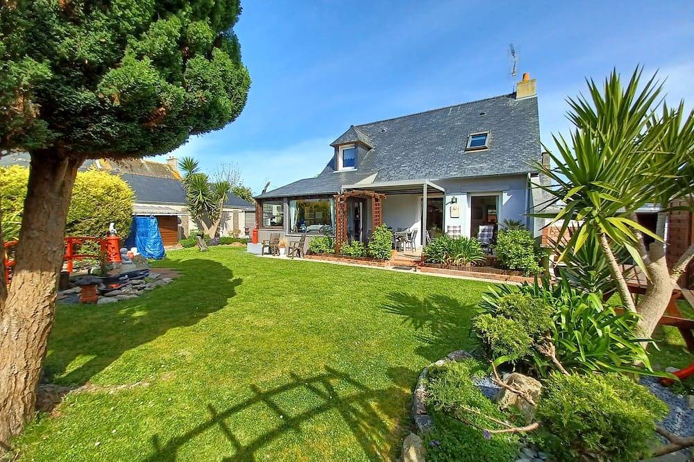 À 700m de la plage de St Malo : belle villa au calme avec Jardin in Saint-Malo, Région de Saint-Malo