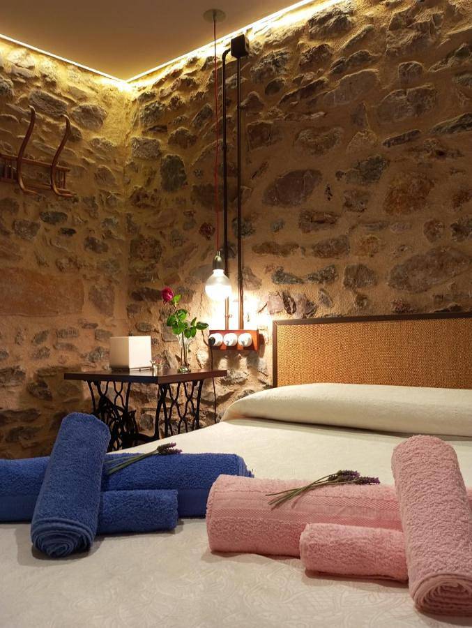 Casa rural para 4 personas, con jardín en Parc Natural de la Serra d'Espadà