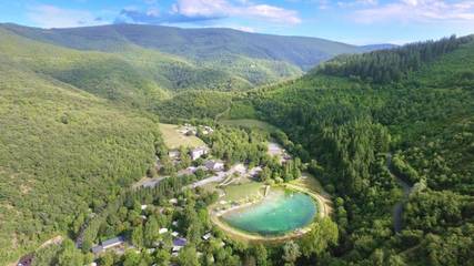 Parc de vacances pour 4 personnes, avec jardin, adapté aux familles dans l' Aveyron