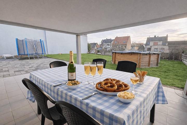 Casa de vacaciones para 7 personas, con terraza y jardín - 1