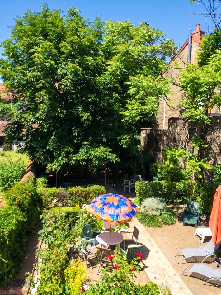 Ganzes Studio, Komfortables Studio in Néris-les-Bains – 18 m² mit Garten in Néris-les-Bains, Montluçon und Umgebung