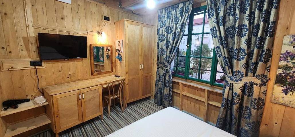 Chambre d’hôte pour 2 personnes, avec terrasse à Tirana - 3