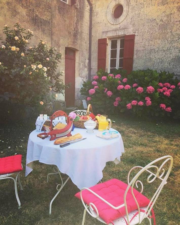 Location de vacances pour 2 personnes, avec vue et jardin à Pessac-sur-Dordogne - 2