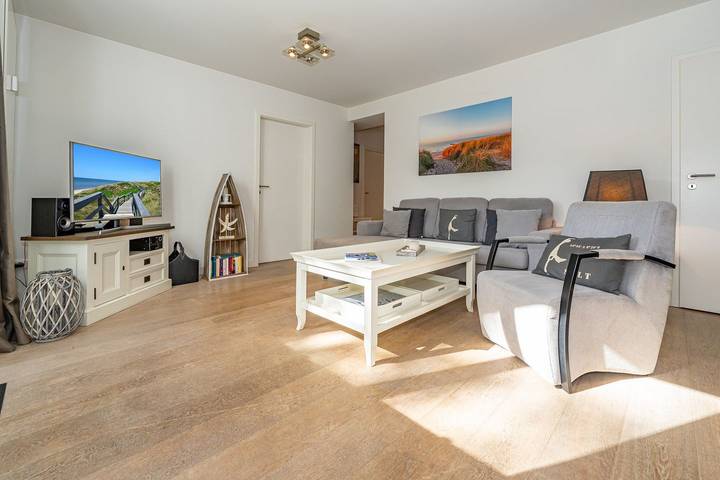 Ganze Wohnung, Ebenerdige 3-Zimmer-Ferienwohnung mit Terrasse. Stadt- und strandnah. in Westerland, Sylt (Gemeinde)