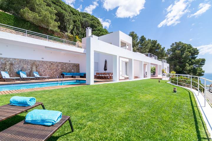 Casa rural para 12 personas, con jardín y balcón en Blanes - 4