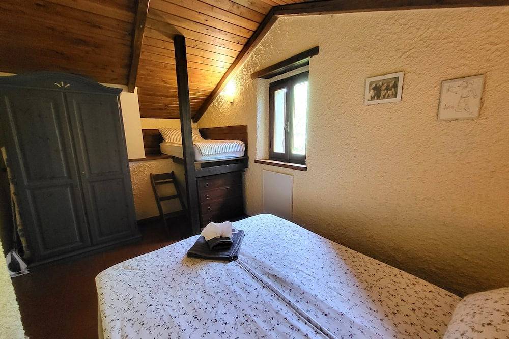Fabulous  Romantic Cottage met prive zwembad in Castelnuovo di Garfagnana, Garfagnana