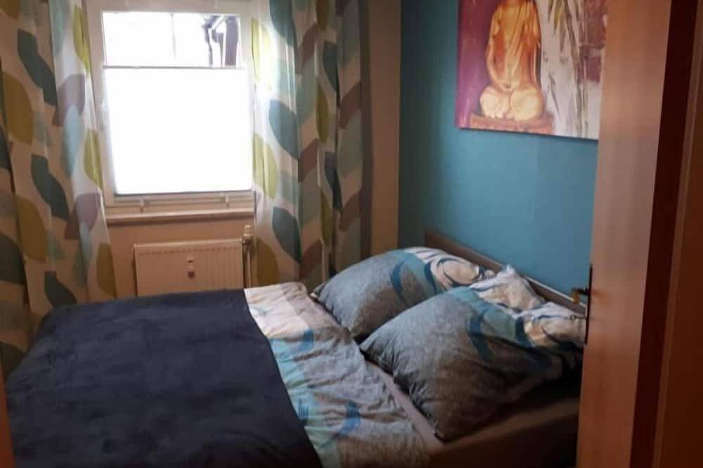 Ganze Wohnung, Ferienwohnung Neubrandenburg für 1 - 4 Personen mit 1 Schlafzimmer - Ferienwohnung in Tollensesee, Neubrandenburg
