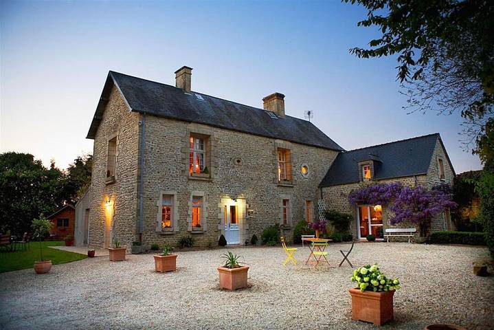 Location de vacances pour 3 personnes, avec Jardin dans le Calvados