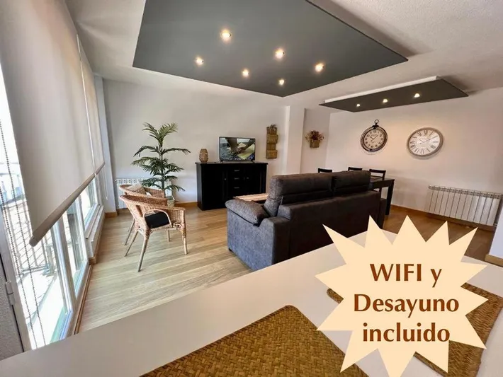 Apartamento de vacaciones para 4 personas, con vistas y balcón - 1