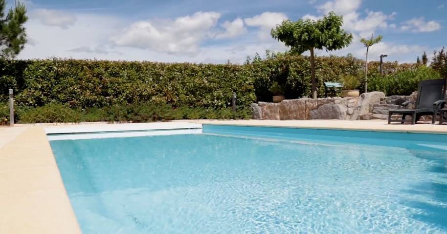 Villa pour 8 personnes, avec Balcon ainsi que Jardin et Piscine à Vallon-Pont-d'Arc - 4