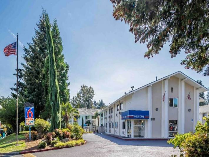Ganze Wohnung, 1 Queensize-Bett | Nichtraucherzimmer in SeaTac, King County