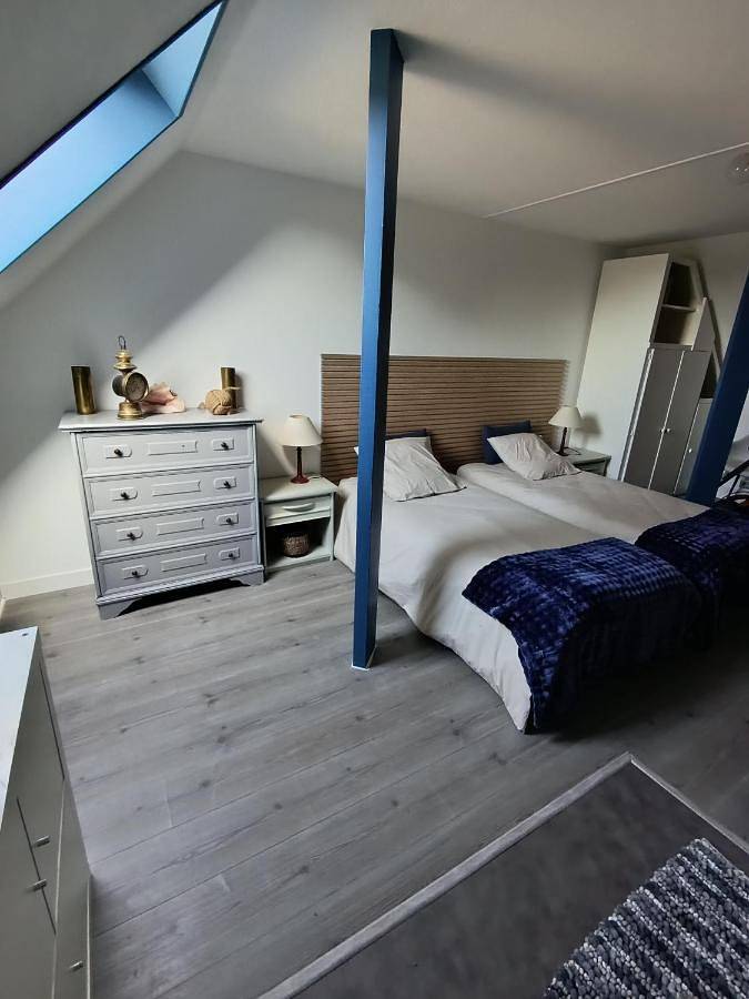 Triple Room with Private Bathroom in Saint-Nazaire, Côte d'Amour