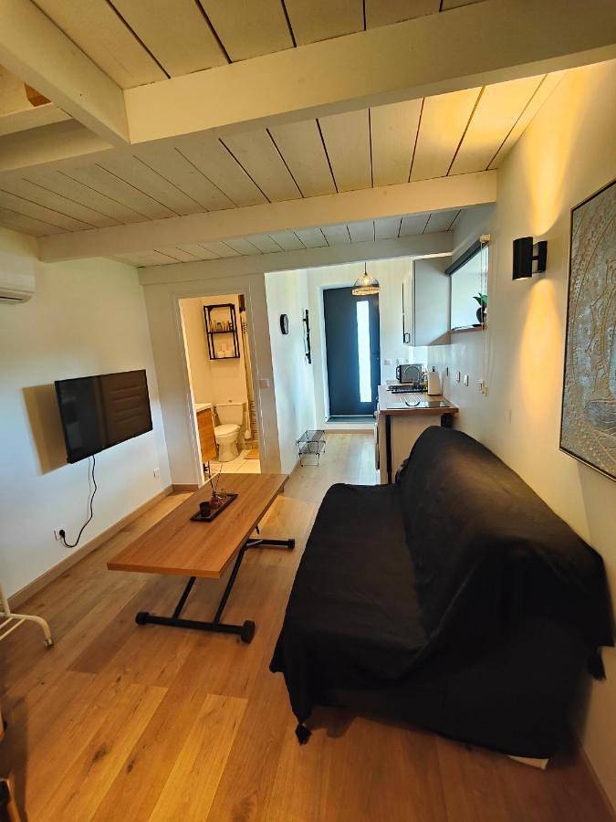 Maisonette proche de Fontainebleau in Ville-Saint-Jacques, Seine-et-Marne
