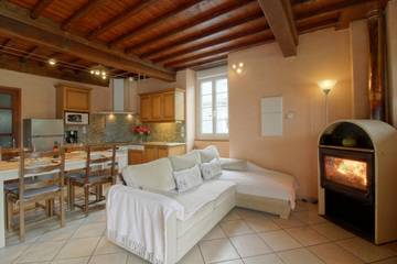 Gîte pour 5 personnes, avec jardin à Sireix