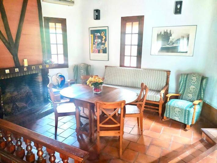 Casa rural para 6 personas, con jardín y terraza además de piscina y vistas, Se admiten mascotas en Argamasilla de Alba - 2