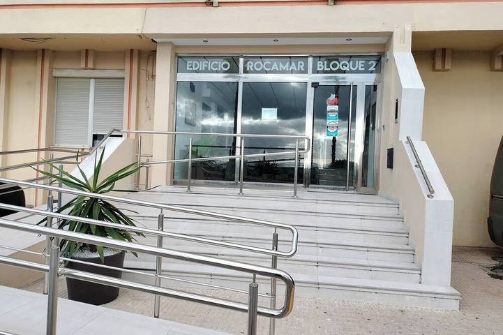 Apartamento entero, Estudio con terraza y vistas espectaculares in La Línea de la Concepción, Costa de la Luz