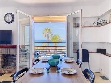 Gîte pour 4 personnes, avec terrasse dans Plage de Saint-Cyr sur Mer Les Lecques